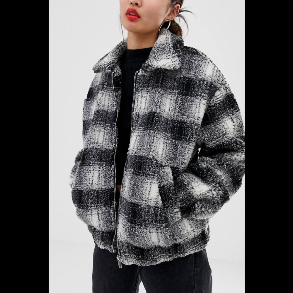 Black and gray check coat